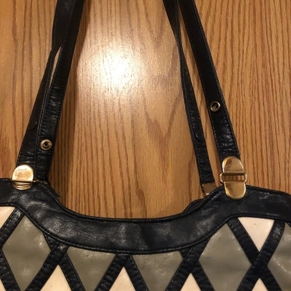 Leather Look Purse - Picture 3 of 7
